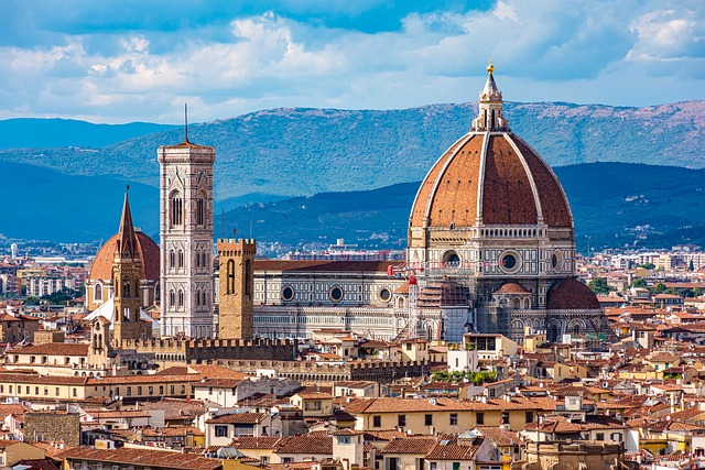 Esplorando l’Eterna Bellezza di Firenze: Un Viaggio Tra Arte, Storia e Cultura